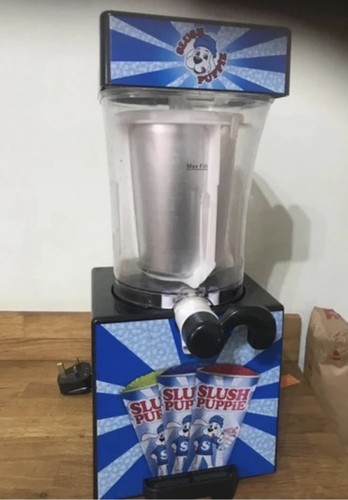 Slush puppie machine frozen - slush,