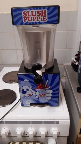 Slush puppie machine with - puppie,